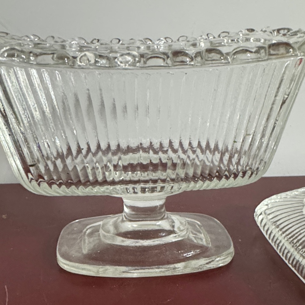 1950’s Indiana Glass Co. Clear Glass Footed Candy Dish With Lid - Picture 4 of 7